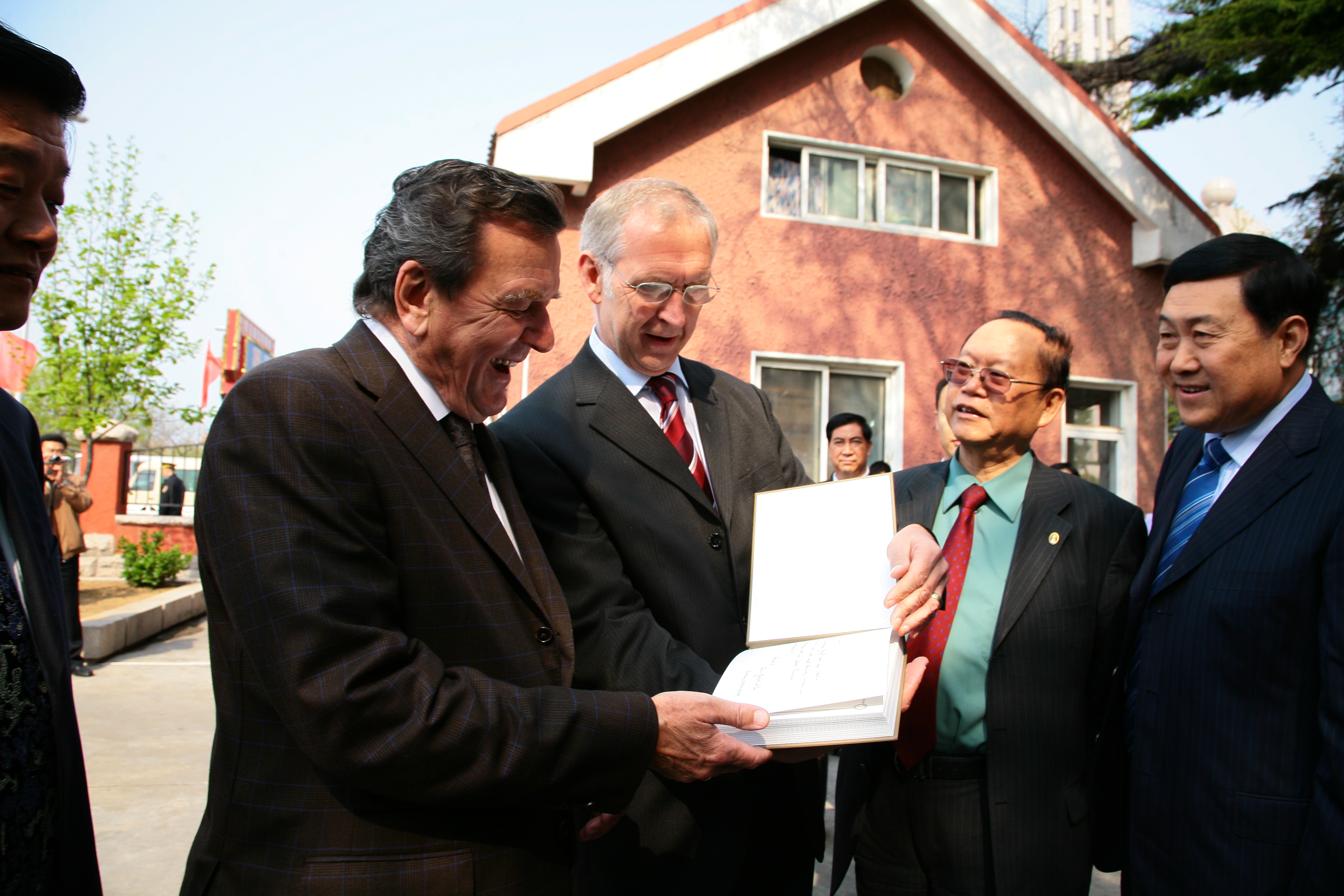 Austausch zur Altstadtsanierung in Qingdao